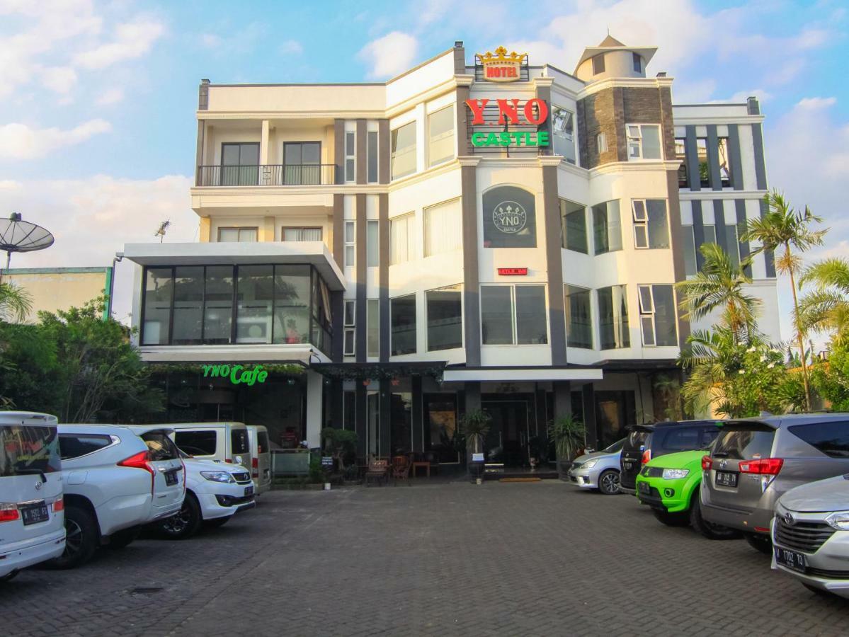 Hotel Yno Castle Malang Exteriér fotografie